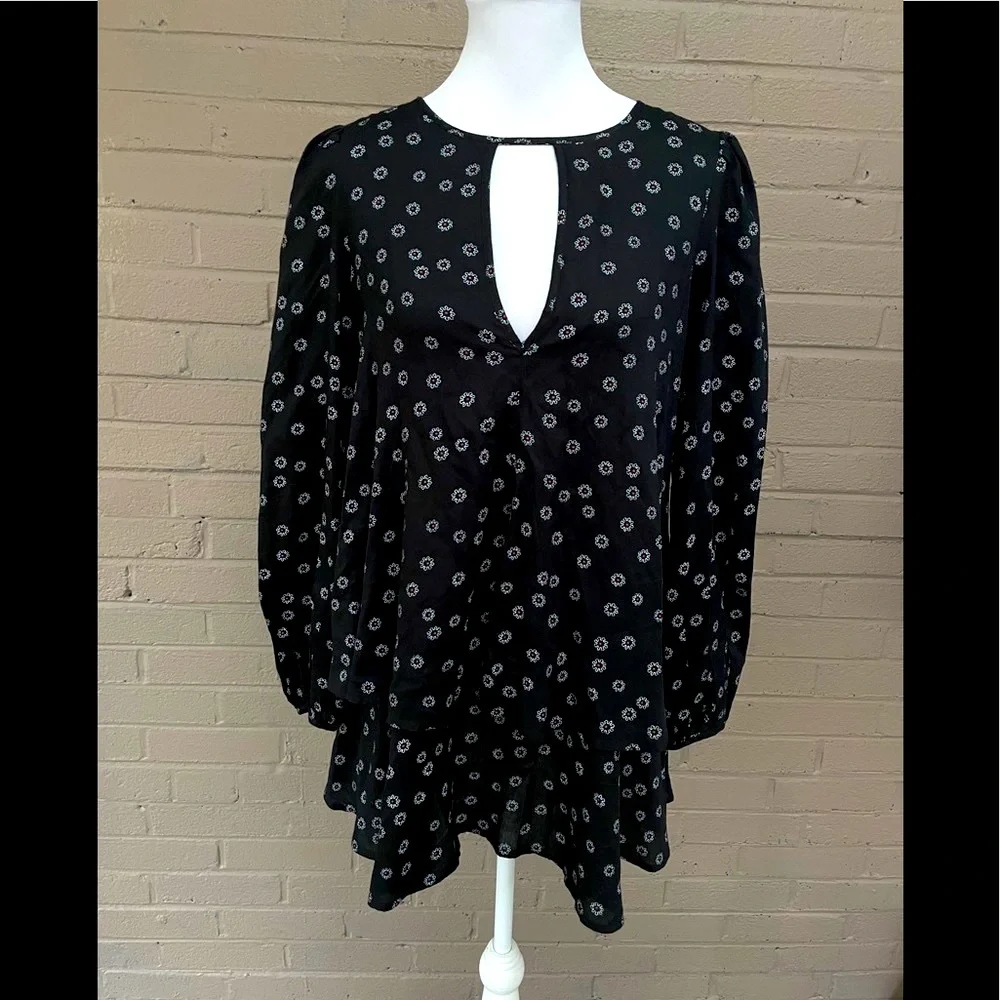 Free People Black floral print tiered top S